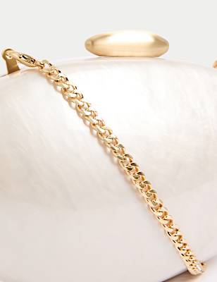 PEARL EFFECT CLUTCH BAG