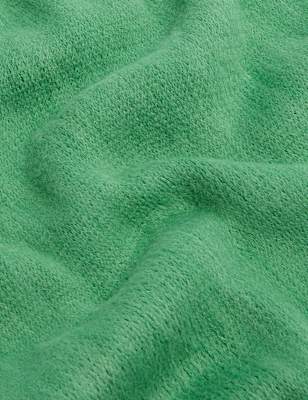 Super Soft Knitted Scarf