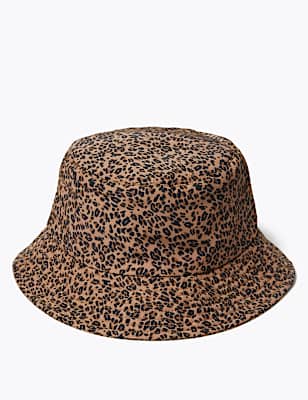 Animal Print Bucket Hat with Stormwear&trade;