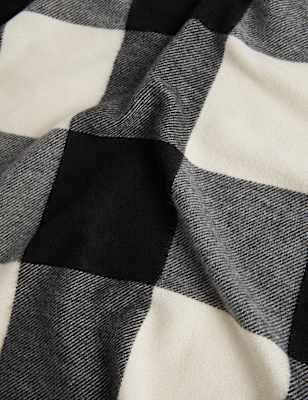 Checked Tassel Scarf