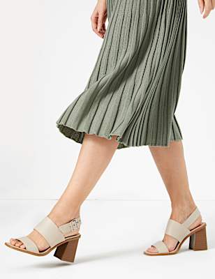 Open Toe Block Heel Sandals