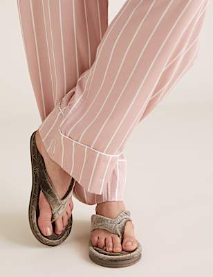 Velvet Open Toe Thong Slipper