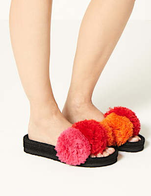 The Zoë Pom-Pom Sliders