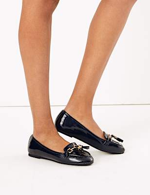 Tassel Trim Loafers