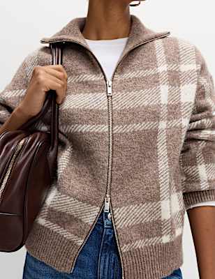Checked Collared Zip Up Cardigan with Wool