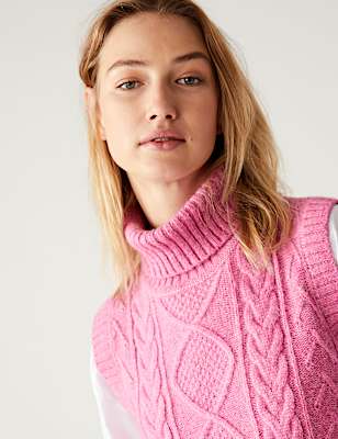 Recycled Blend Cable Knit Knitted Vest