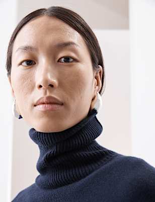 Pure Cashmere Roll Neck Jumper