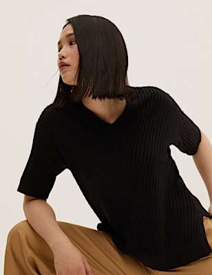 Ribbed V-Neck Relaxed Knitted Top