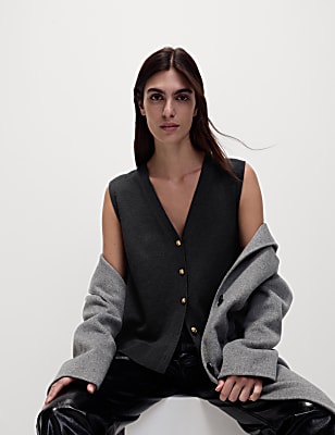 Cotton Rich Textured Fitted Waistcoat