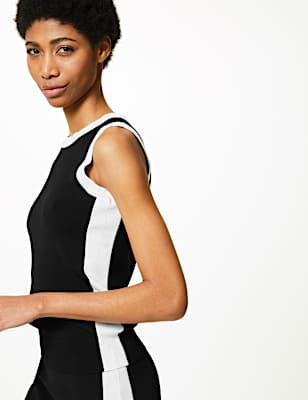 Colour Block Round Neck Knitted Top