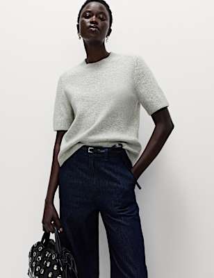 Air-Yarn Crew Neck Knitted Top