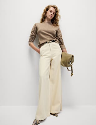 Air-Yarn Crew Neck Jumper