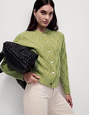 Cable Knit Cloud-Yarn Bomber Cardigan