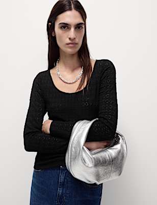 Textured Scoop Neck Top