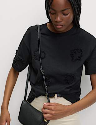 Pure Cotton Ribbon Appliqu&eacute; Boxy T-Shirt