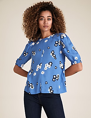 Floral Round Neck Puff Sleeve Top