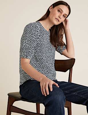 Ditsy Floral Round Neck Puff Sleeve Top