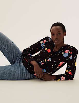 Polka Dot V-Neck Relaxed Long Sleeve Blouse