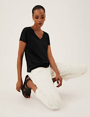 Linen Rich V-Neck Short Sleeve T-Shirt