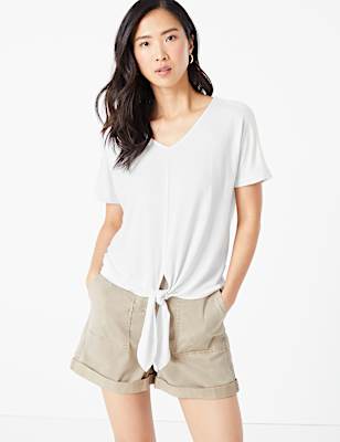 Touch V-Neck Relaxed Tie Hem Top