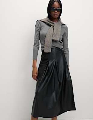 Cotton Rich Ribbed Garment Dye Top