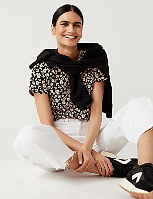 Cotton Rich Printed Slim Fit T-Shirt