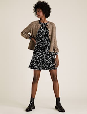 Heart Print Round Neck Mini Waisted Dress