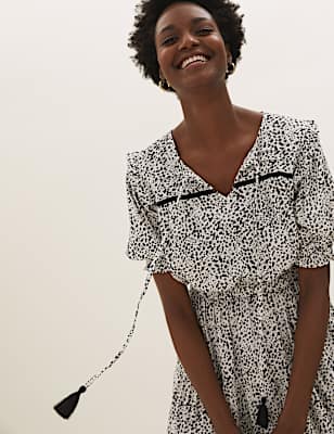 Printed Tie Neck Midaxi Waisted Dress