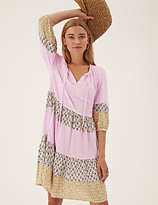 Printed Tie Neck Knee Length Smock Dress