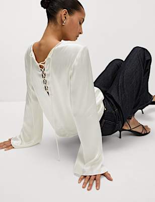 Tie Detail Long Sleeve Top