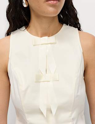 Bow Detail Waisted Top