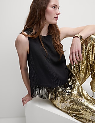 Textured Round Neck Tassel Blouse