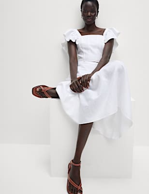 Linen Rich Regular Fit Crop Top