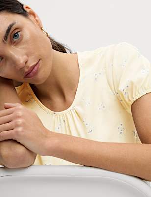 Floral Regular Fit Puff Sleeve Top