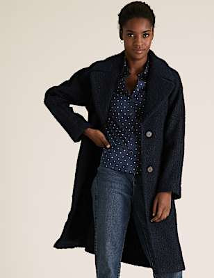 Geometric Fitted Long Sleeve Shirt