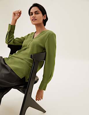 V-Neck Long Sleeve Popover Blouse