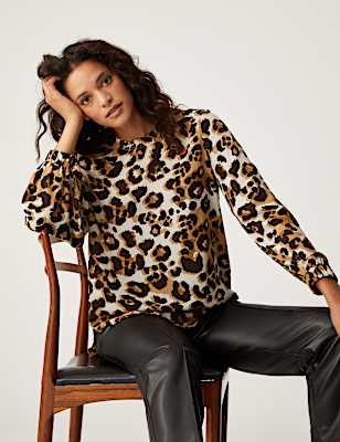 Animal Print Round Neck Long Sleeve Top
