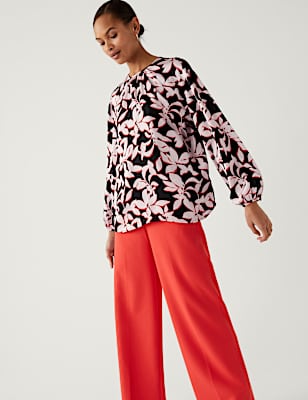 Leaf Print Gathered Neck Blouson Sleeve Top