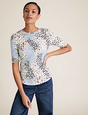 Floral High Neck Fitted Half Sleeve Top