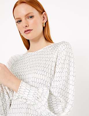 Geometric Print Blouson Sleeve Shell Top