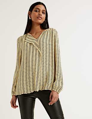 Geometric Draped V-Neck Long Sleeve Blouse