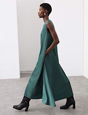 Lyocell Rich Round Neck Midaxi Swing Dress