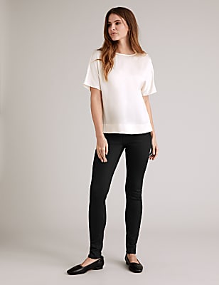 Stay New&trade; Skinny Button Front Jeans