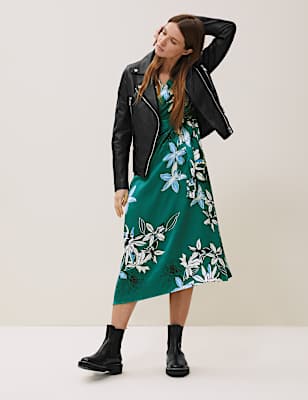 Floral V-Neck Midaxi Wrap Dress