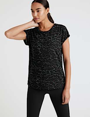 Lightweight Scoop Neck Relaxed T-Shirt