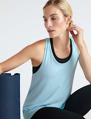 Relaxed Pleat Back Yoga Vest