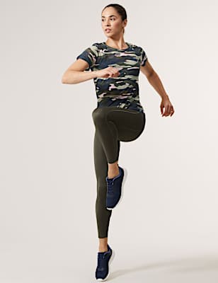 Lightweight Printed Scoop Neck T-Shirt