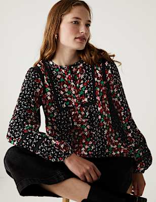 Floral Lace Insert Puff Sleeve Blouse