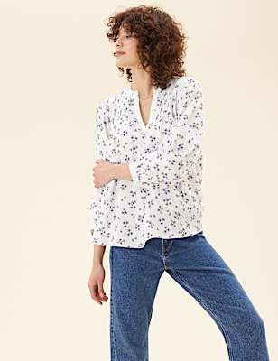 Floral V-Neck 3/4 Sleeve Popover Blouse