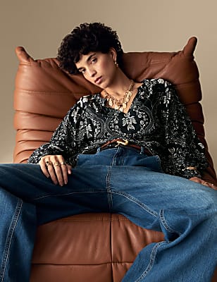 Printed V-Neck Blouson Sleeve Top